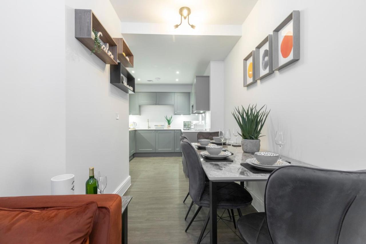 Elliot Oliver - Luxury 2 Bedroom Regency Apartment With Parking & Ev Charger Cheltenham Exteriér fotografie