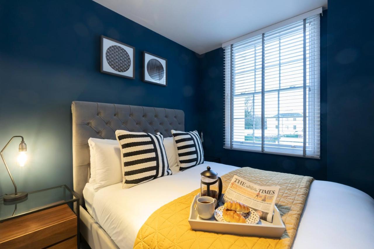Elliot Oliver - Luxury 2 Bedroom Regency Apartment With Parking & Ev Charger Cheltenham Exteriér fotografie