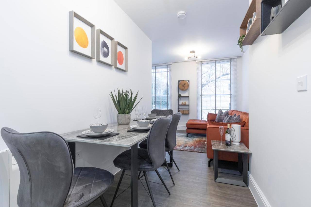 Elliot Oliver - Luxury 2 Bedroom Regency Apartment With Parking & Ev Charger Cheltenham Exteriér fotografie